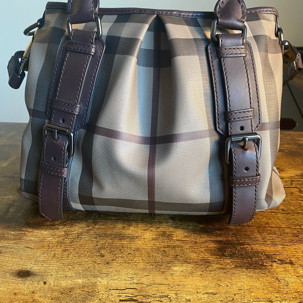 Burberry handbag - Picture 2 of 5